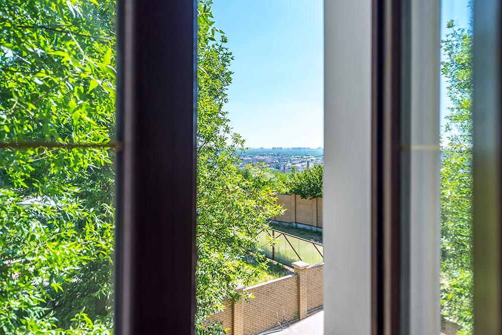 Whippet House Hotell Kiev Exteriör bild