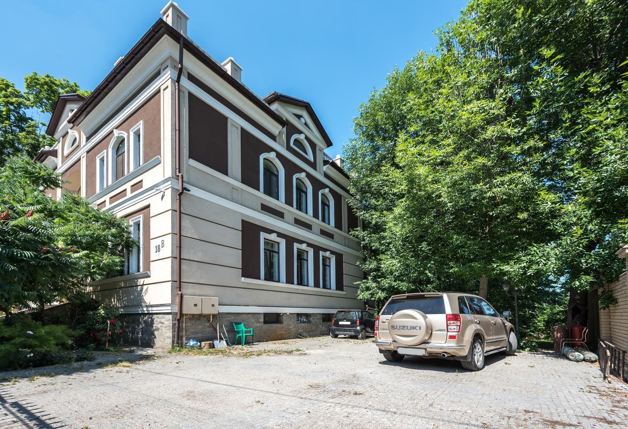 Whippet House Hotell Kiev Exteriör bild